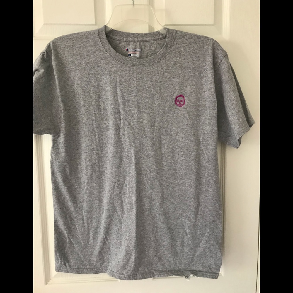 Men’s Medium Light Gray Tee